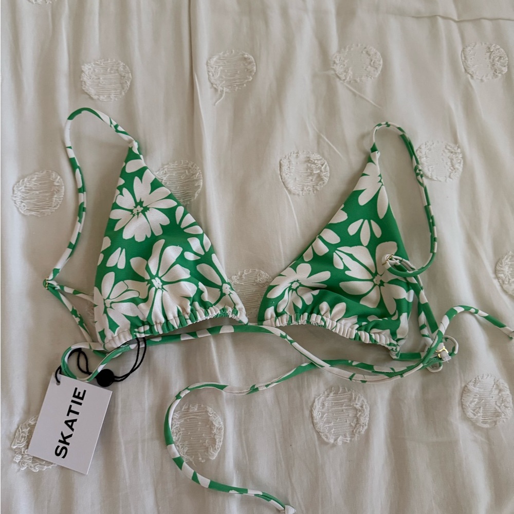 Skatie Green and White Floral String Bikini - Picture 5 of 11